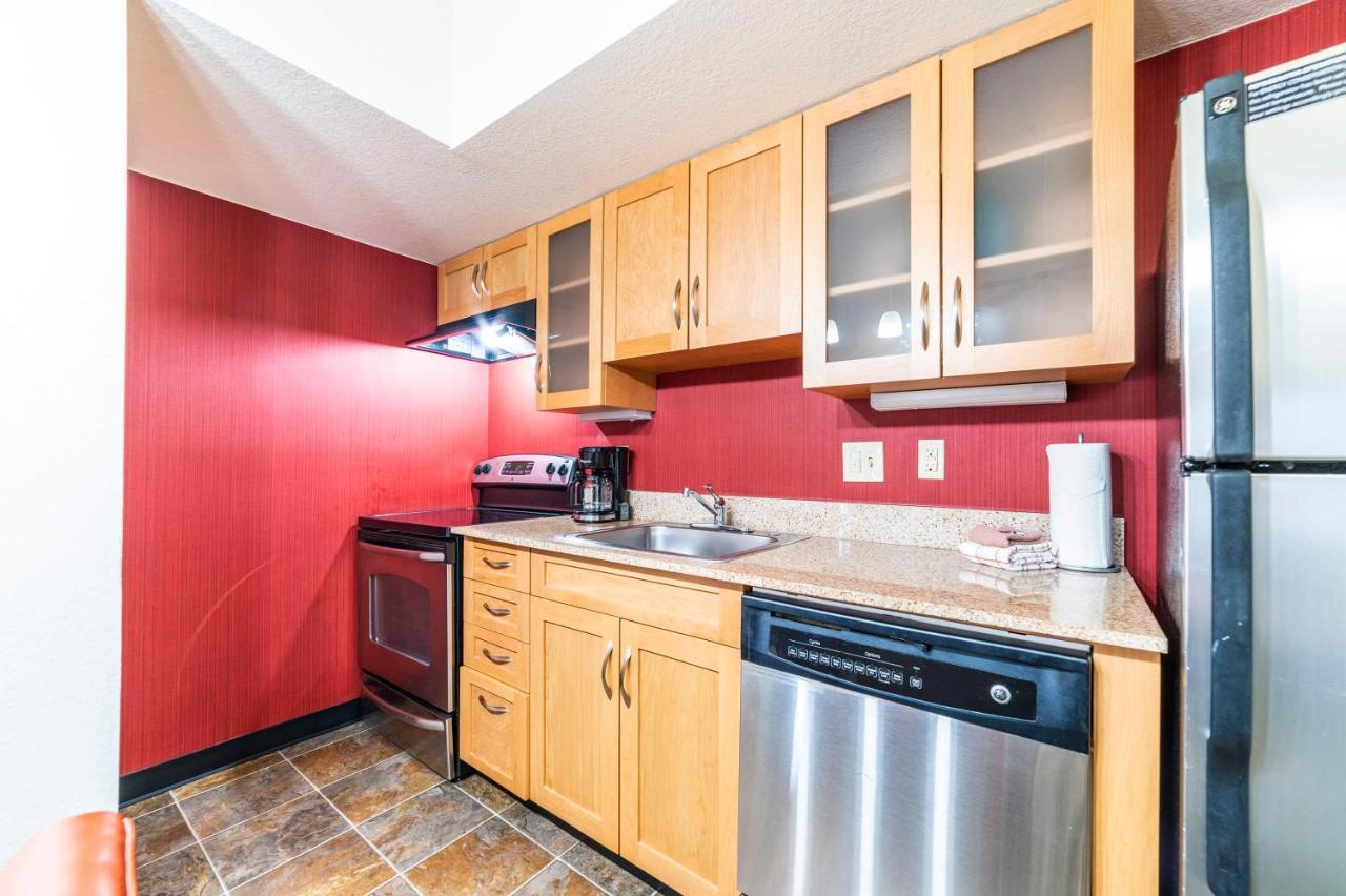 Metro Phoenix Loft Sleeps 6 エクステリア 写真
